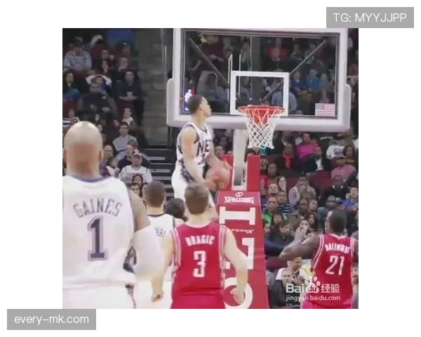 什么是扣篮干扰规则？在NBA比赛中如何判断违例？